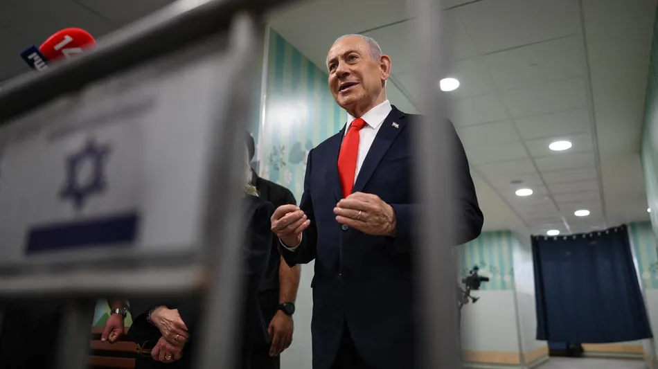 Israel cerró las urnas y la oposición aventaja por poco a Netanyahu, según los primeros sondeos