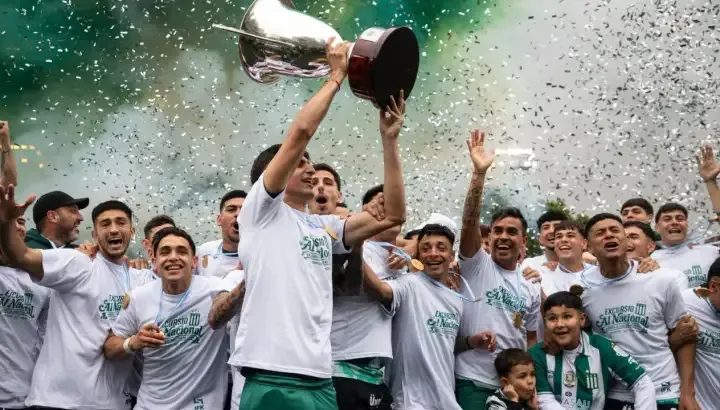 Cómo un vocal suplente ascendió a Excursionistas: una reconstrucción dirigencial y dos ascensos en tres años