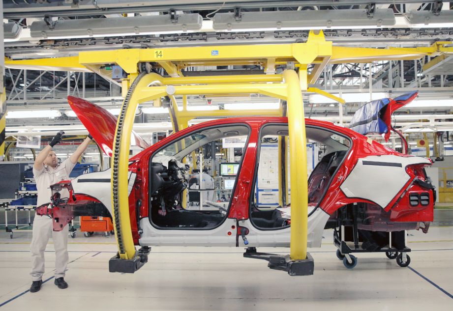 Stellantis frena la producción en Córdoba y adelanta vacaciones por la caída de las ventas