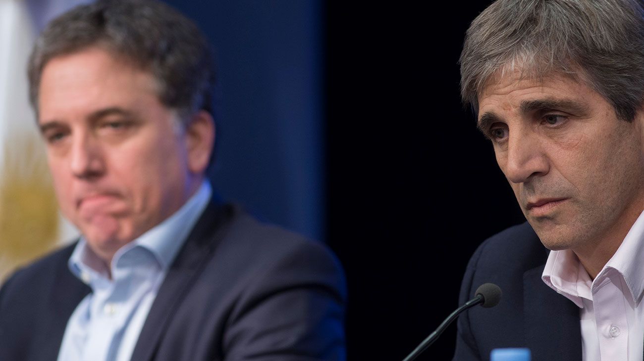 La devaluación erosiona el ajuste fiscal, pero alivia la cuenta corriente