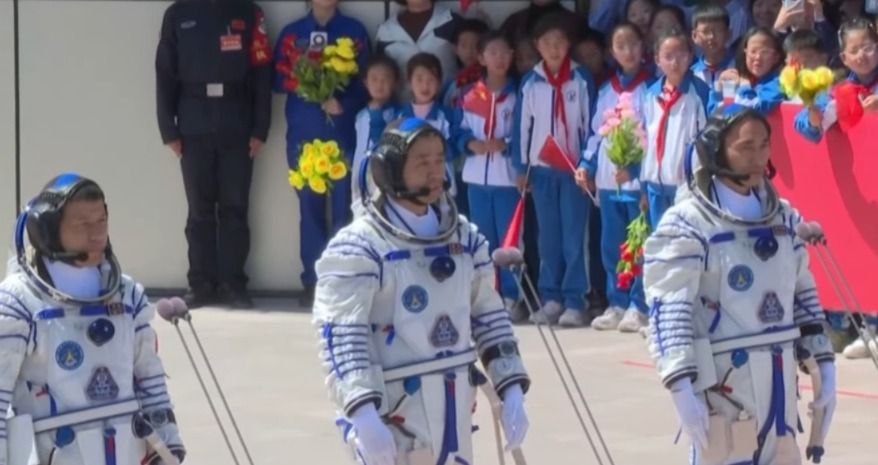 China enviará un nuevo grupo de astronautas al una estación espacial