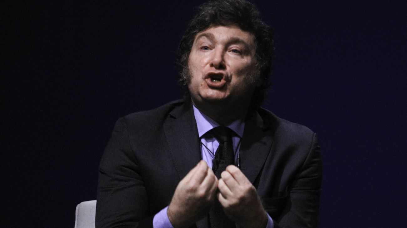 Javier Milei gestiona el caos político, minimiza a Mauricio Macri y chicanea a la UIA