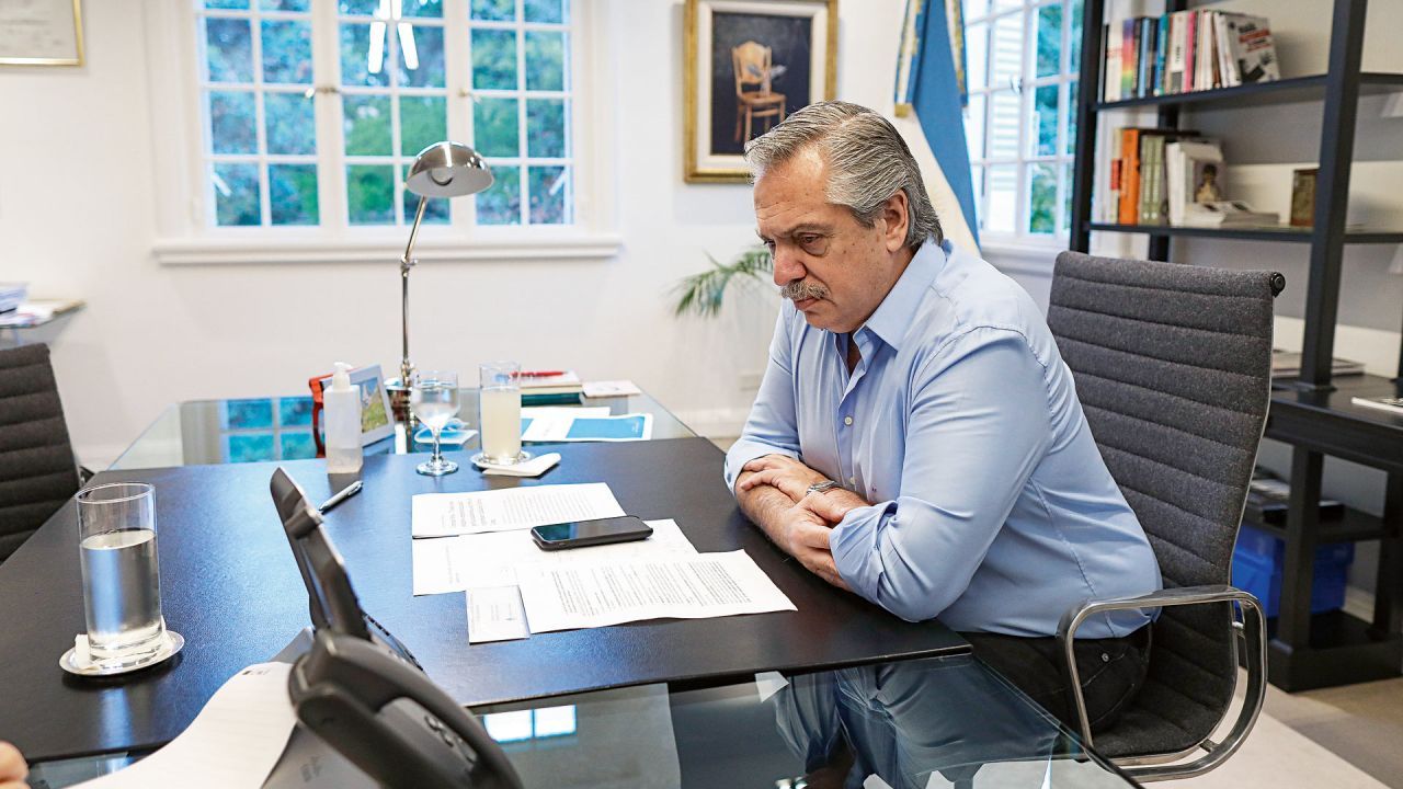 Alberto Fernández terminó de redactar el proyecto de ley que avale futuras restricciones