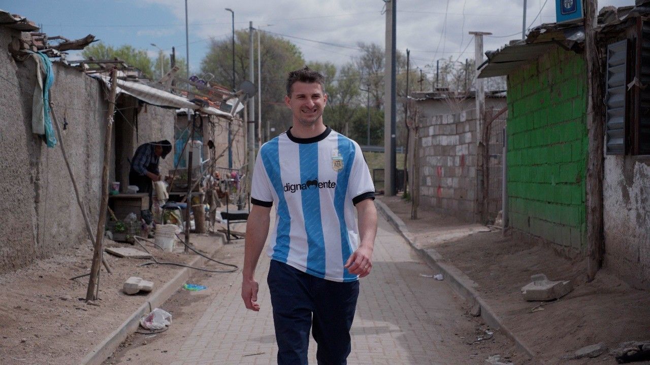 “Beto”, el cordobés que levanta la bandera contra el maltrato infantil