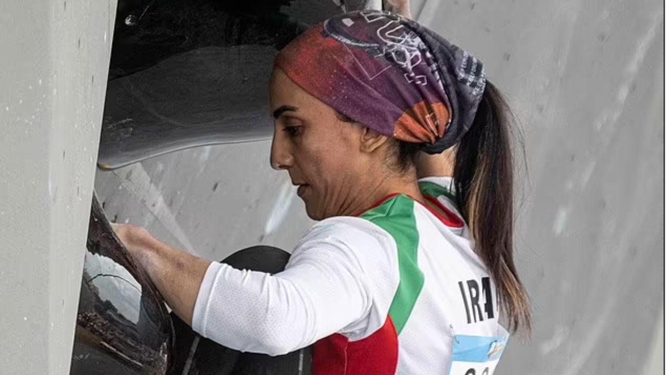 Destruyeron la casa del hermano de una escaladora iraní que compitió sin usar velo