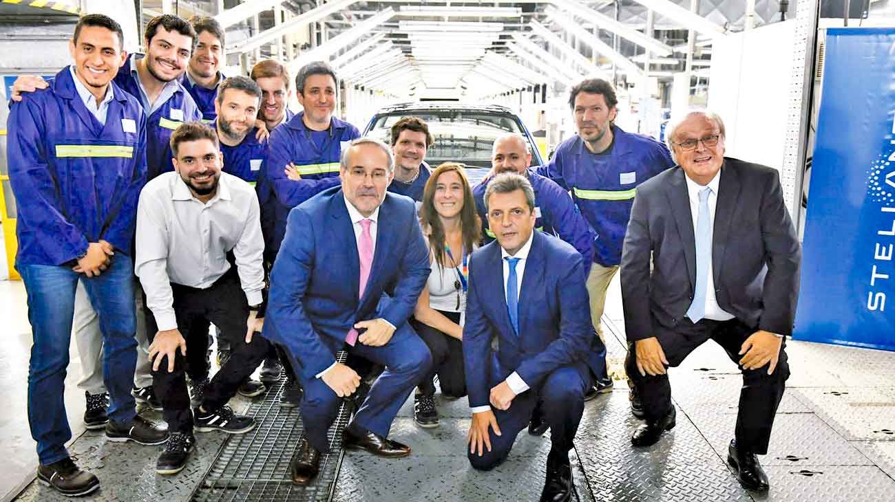 Massa mantiene estímulo para las automotrices