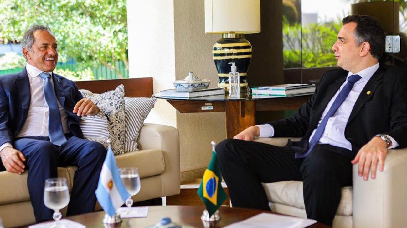 Daniel Scioli se reunió con el presidente del Senado brasileño, Rodrigo Pacheco
