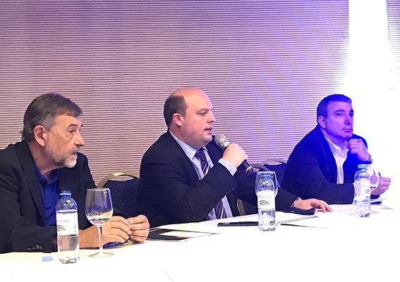 "Aerolíneas Argentinas no es de La Cámpora, es de los argentinos"