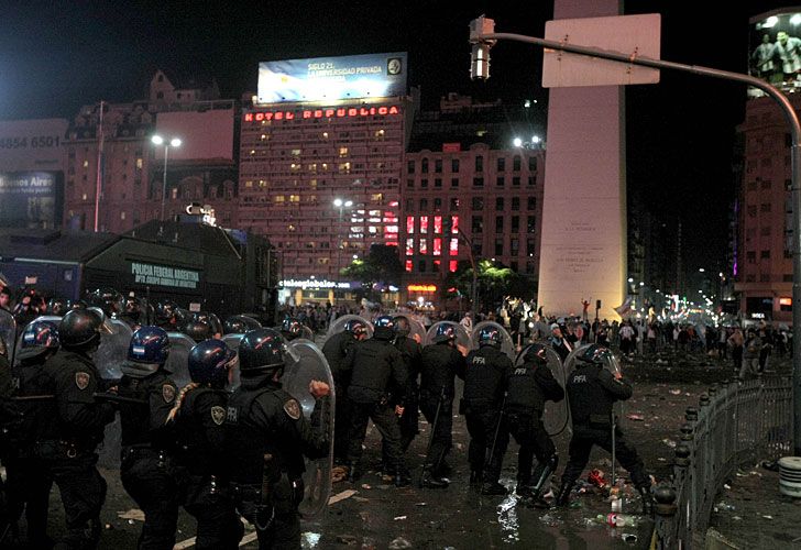 Ciudad y Nación se cruzan por los incidentes en el Obelisco
