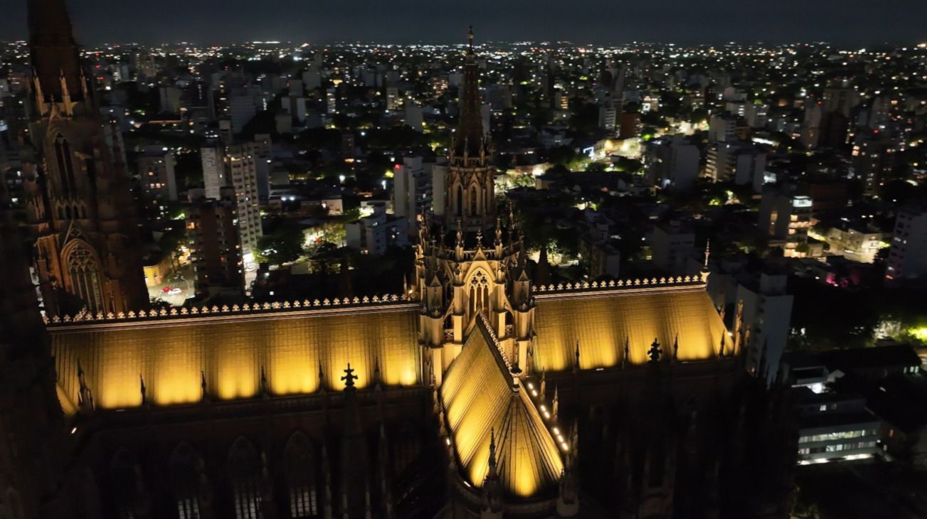 La Catedral de La Plata vuelve a brillar y sus campanas recuperan su sonido único