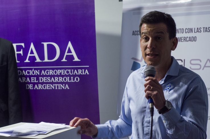 Di Bella: “Si el Gobierno se comprometió con la baja de retenciones, tiene que cumplir”