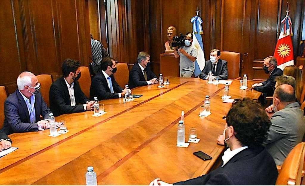 YPF busca avanzar en la ejecución de proyectos de energía renovable en Santiago del Estero