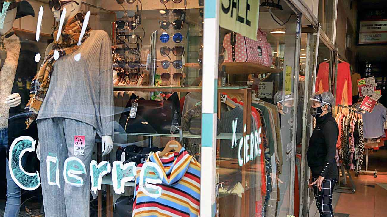La indumentaria pasó de ser una necesidad a convertirse en un lujo
