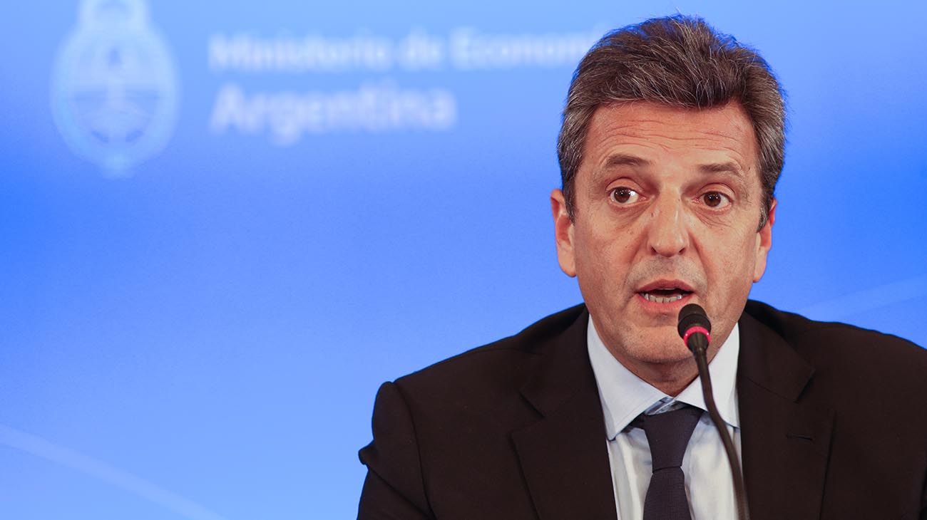 Una por una, las primeras medidas económicas de Sergio Massa: "No soy mago ni salvador"