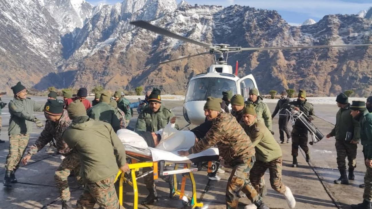 Una avalancha en el Himalaya sepultó a decenas de trabajadores