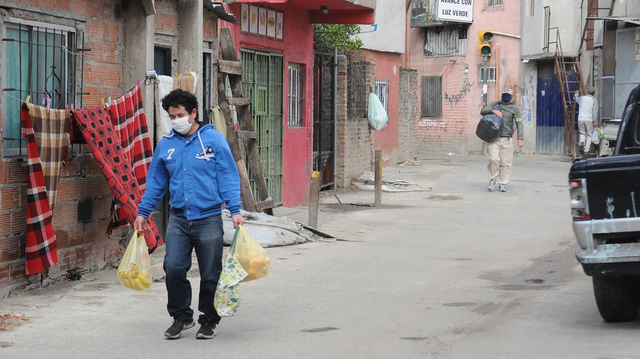 Barrio 31: Aysa y el Gobierno porteño acordaron comenzar con las obras para el agua potable
