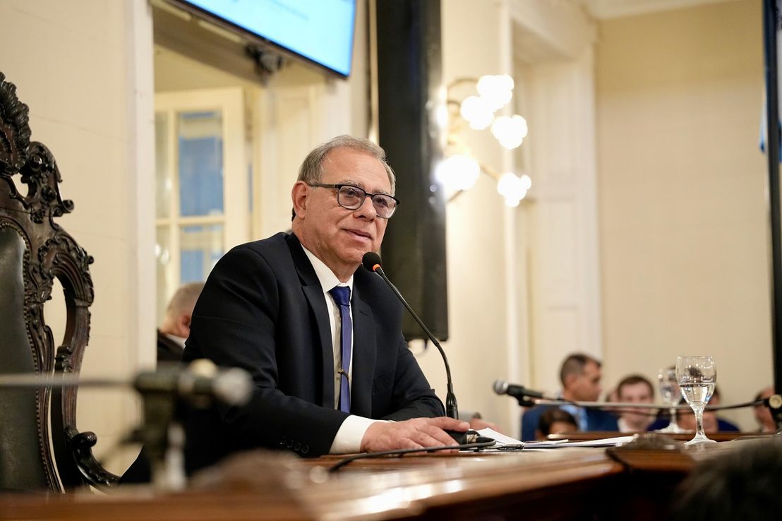 Eduardo Tassano criticó las internas del Gobierno nacional y alertó por la crisis industrial