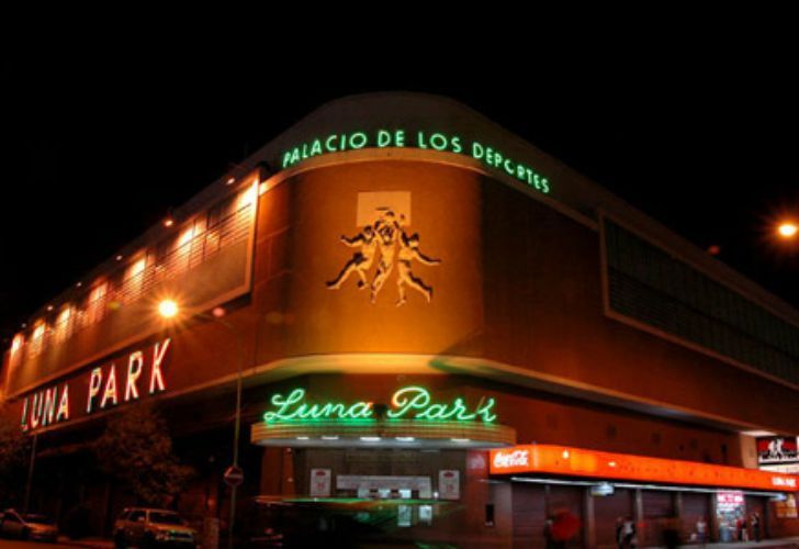 Video | Evacuaron el Luna Park por un principio de incendio