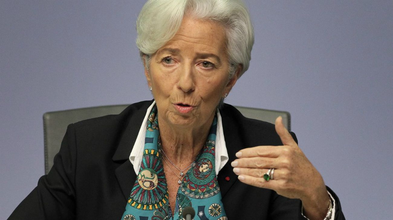 El Banco Central Europeo debería evaluar política para controlar curva de rendimiento