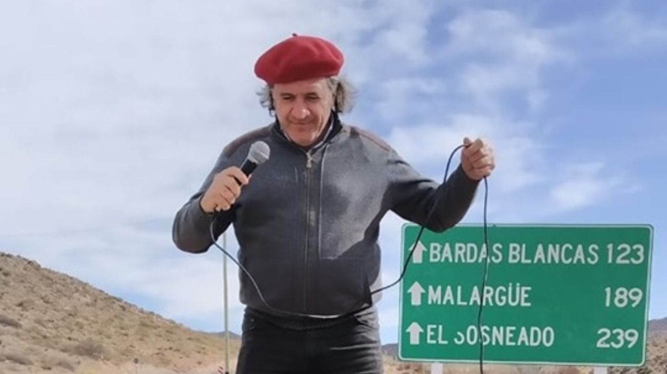 El blooper del candidato mendocino que bailó cuarteto y ¡perdió a la bailarina!