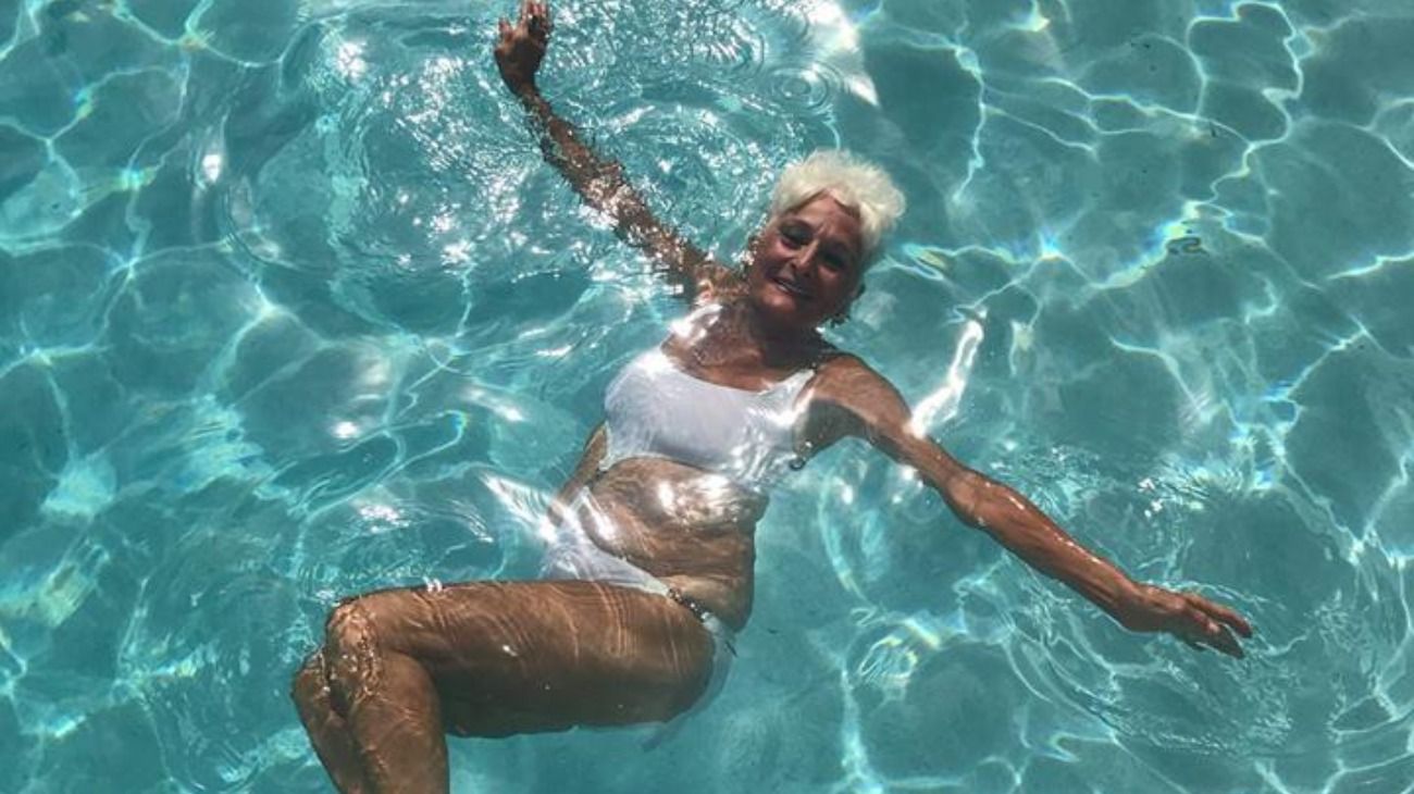 A los 83 años abrió una cuenta en Tinder y se convirtió en la reina de las citas