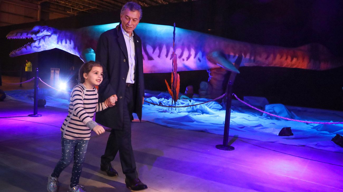 Mauricio Macri recorrió Tecnópolis con Antonia