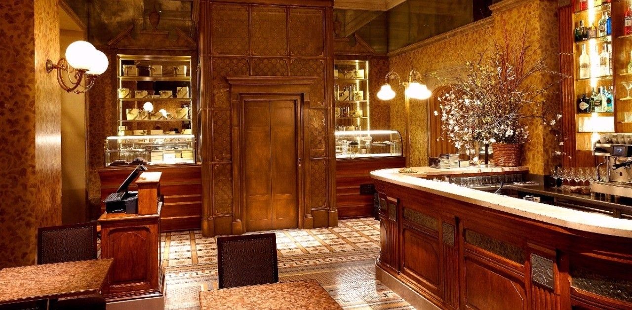 Cuántas salidas a comer se pueden pagar con un Salario Mínimo en Argentina