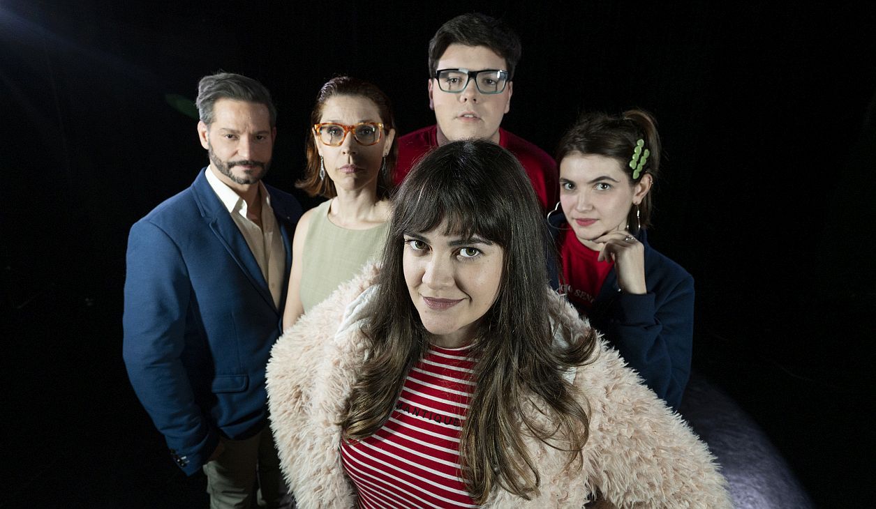 "Clic habla de la problemática de la adolescencia en padres e hijos por igual", dice su director Alejandro Casavalle