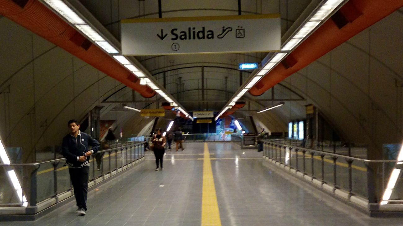 Anuncian paro total de subtes entre las 13 y las 16 de este miércoles