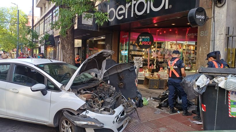 Descontrol y atropello en plena General Paz: varios heridos en pleno centro de Córdoba