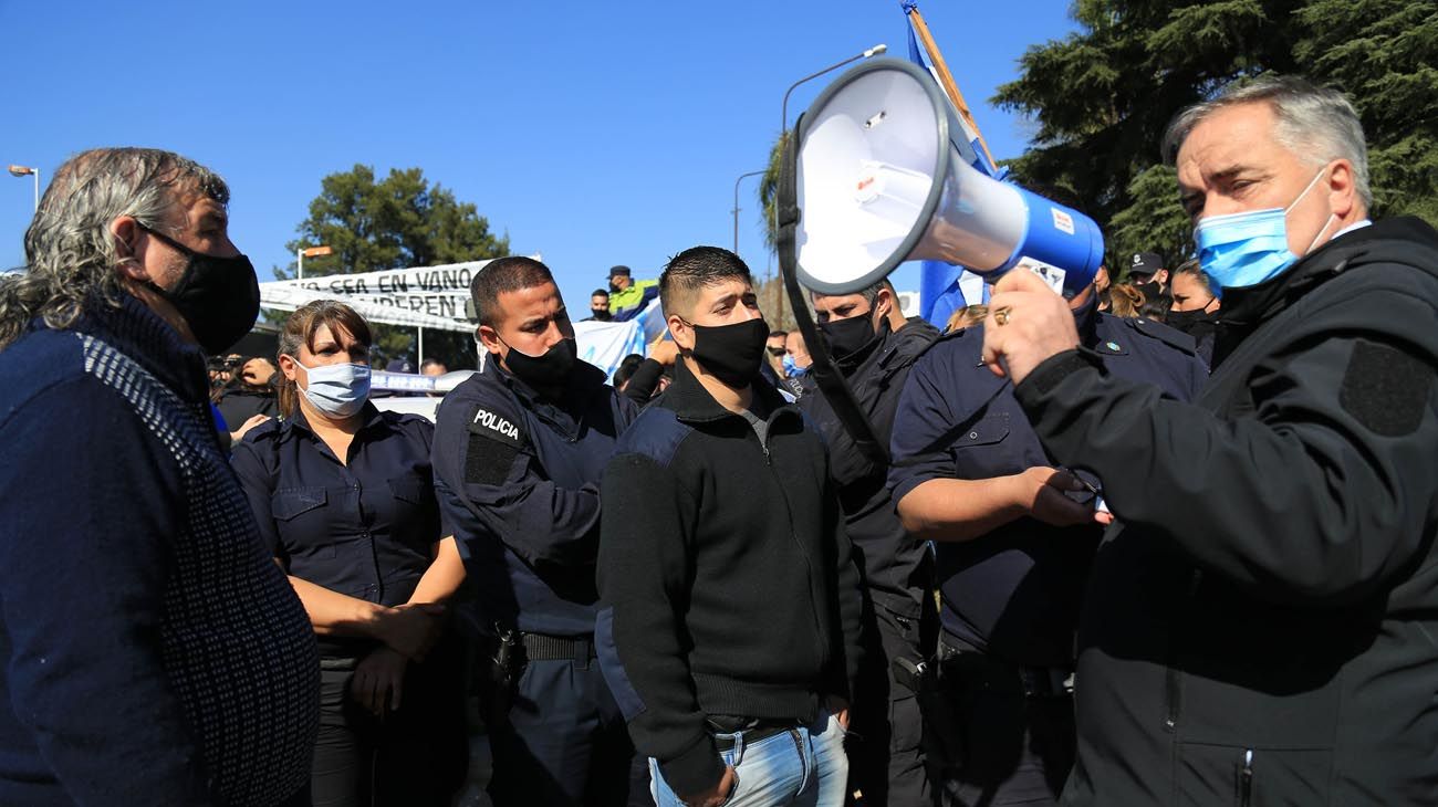 Tras la oferta de Axel Kicillof, la Bonaerense pide más aumento y que no haya "represalias"