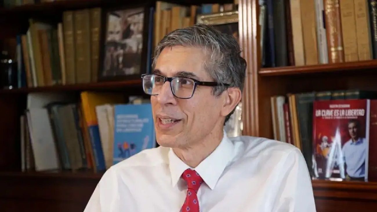 “La inflación ya está cortada de raíz”, afirmó el economista Agustín Etchebarne