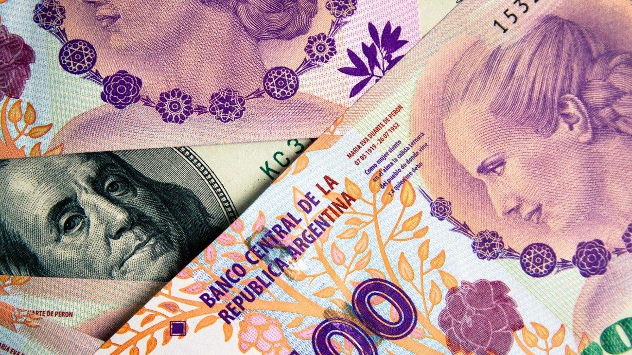 Ranking de monedas más devaluadas: cómo le fue al peso argentino