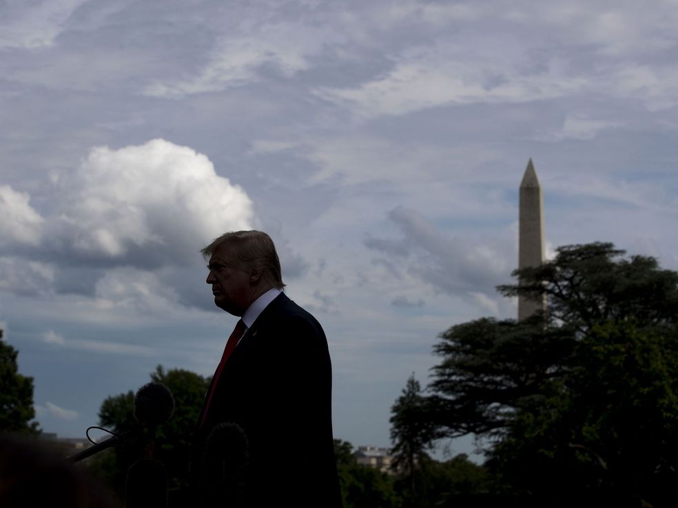 La Justicia de EE.UU. admite la norma de Trump que limita el asilo a inmigrantes
