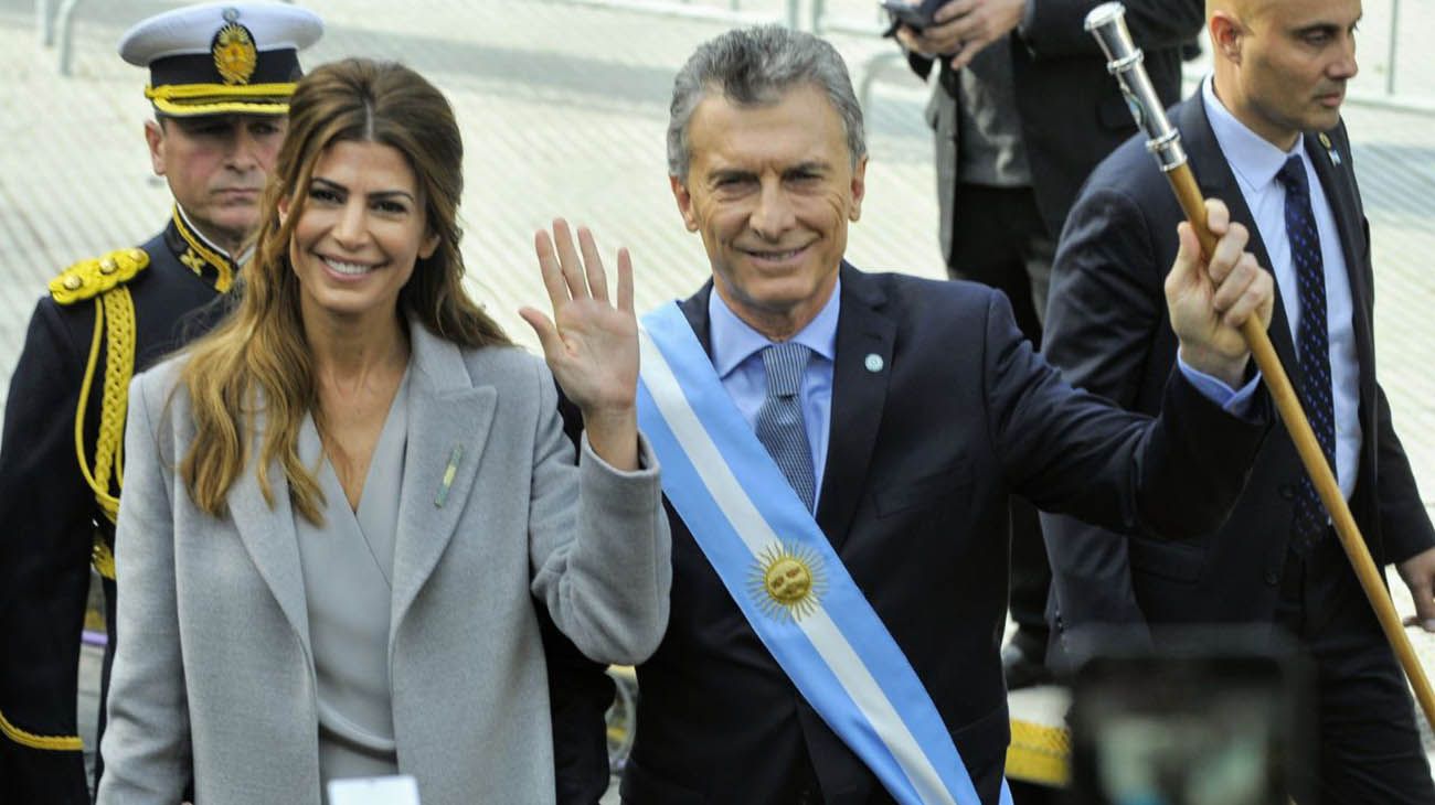 Las mejores fotos del Tedeum por el 25 de mayo: pocos gestos y mensajes cruzados por la crisis