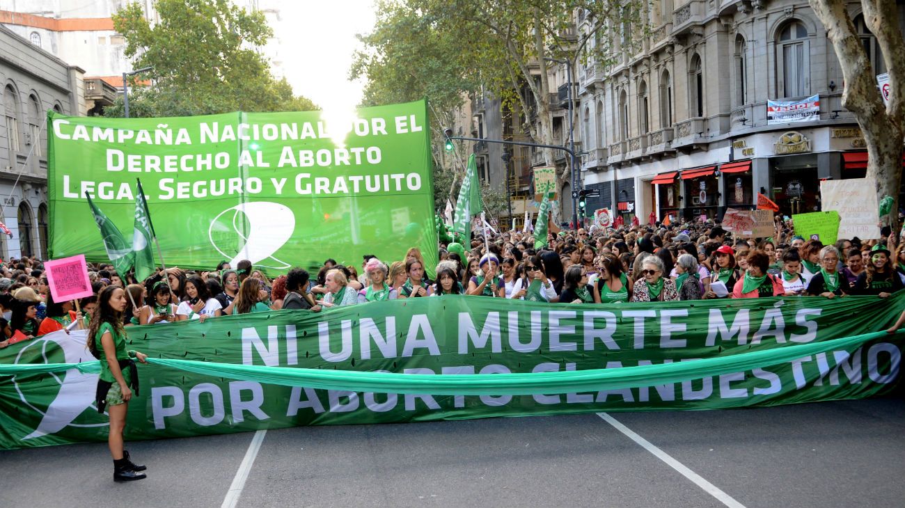 Una mujer de 34 años murió tras realizarse un aborto clandestino
