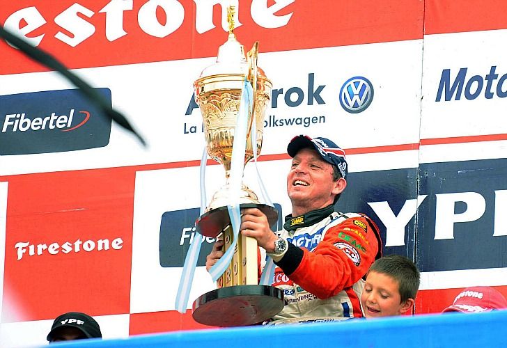 Guillermo Ortelli suma su sexto campeonato en el TC