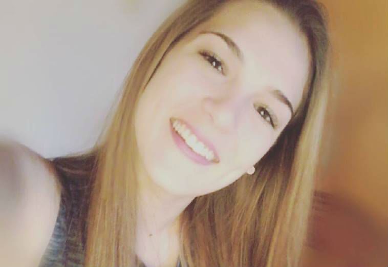 El médico que atendió a la joven contó que "pegaba patadas y manotazos"