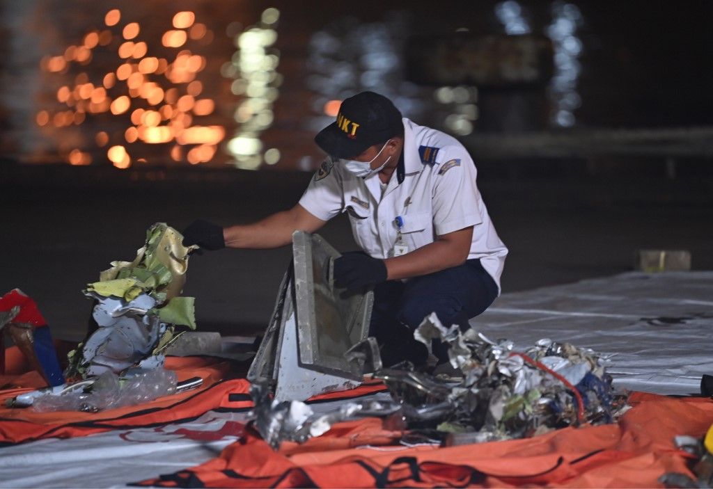 Lo que se sabe del accidente del avión que se estrelló en Indonesia