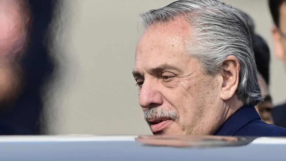 No cede el escándalo por la denuncia de Fabiola contra Alberto