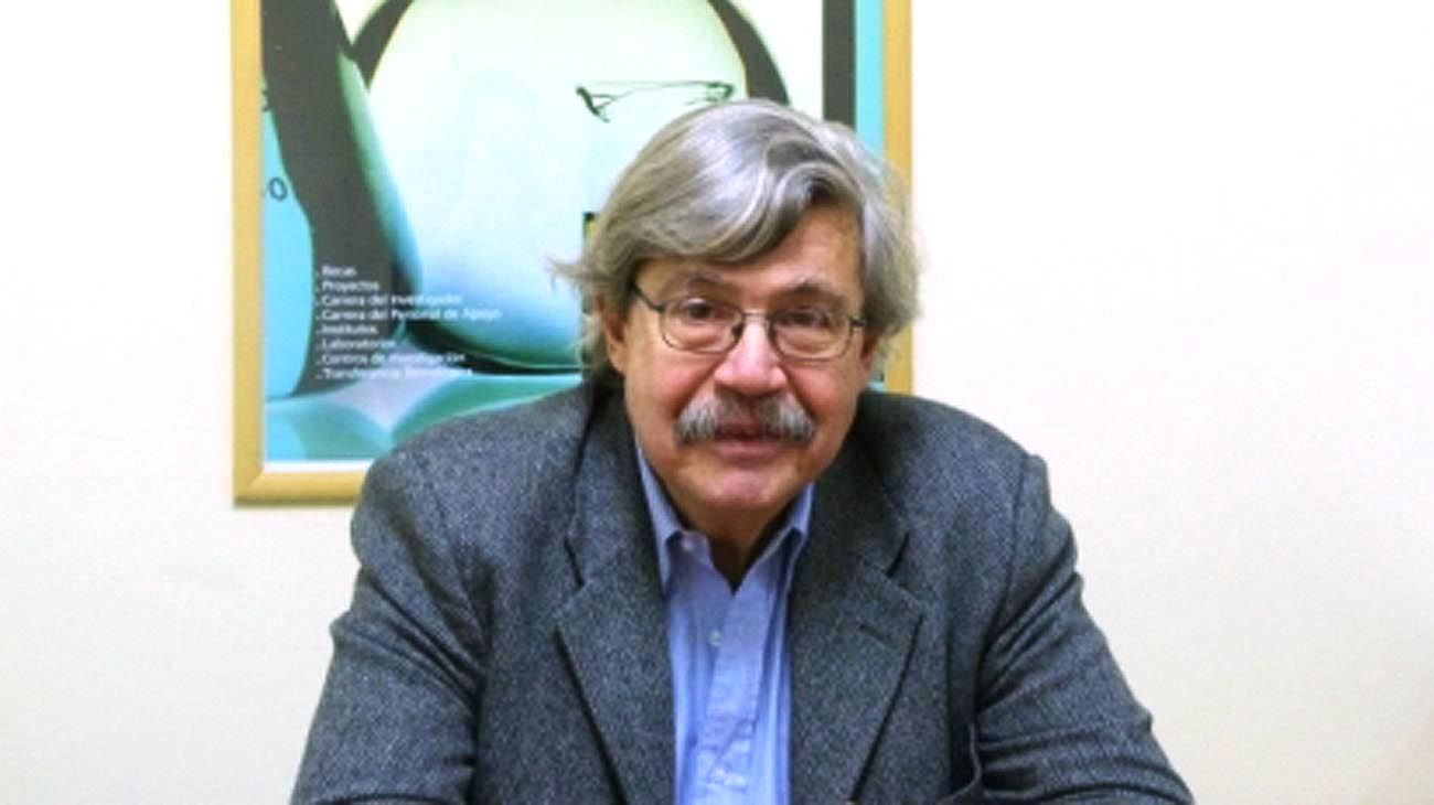 Eduardo Basualdo, la oveja negra de la UCA