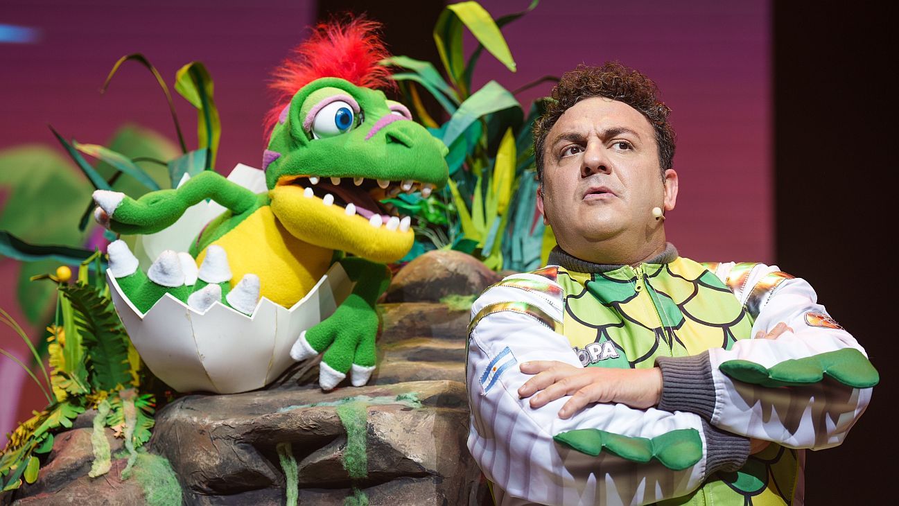 Diego Topa: "Disfruto mucho de hacer teatro, para mí es mágico"