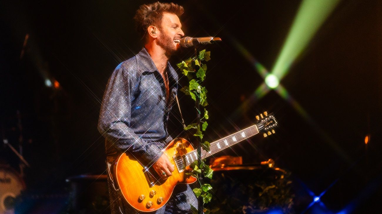 Axel celebró sus 25 años de carrera en el Teatro Ópera y presentó su nuevo disco "Vuelve"