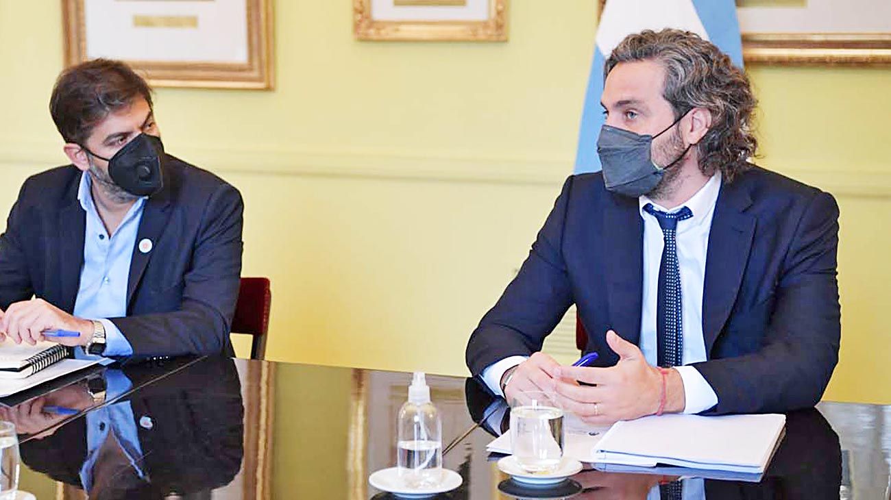 Cafiero admitió como un "error" sobreestimar la llegada de vacunas