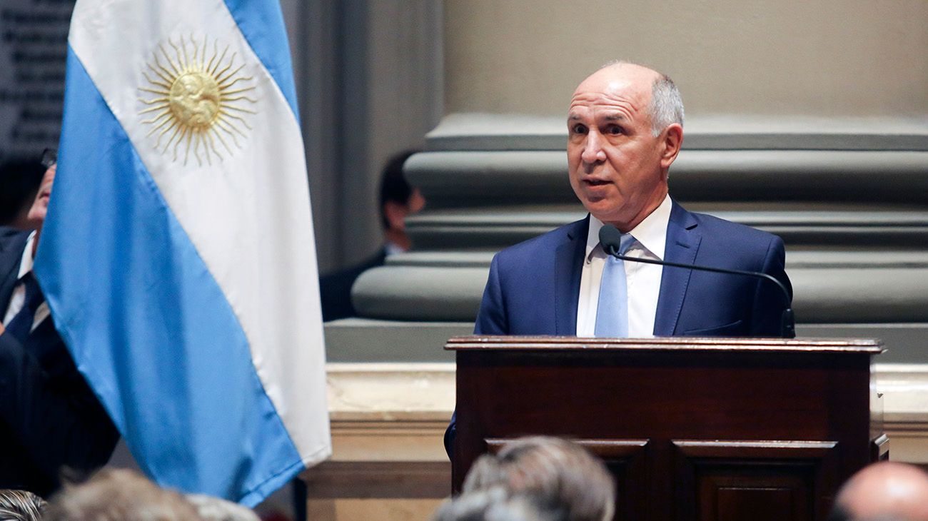 Lorenzetti le contestó a Rosenkrantz: "Lamento muchísimo semejante mediocridad"