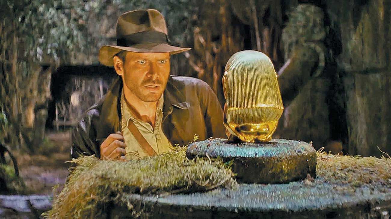 El arqueólogo cumple los 40