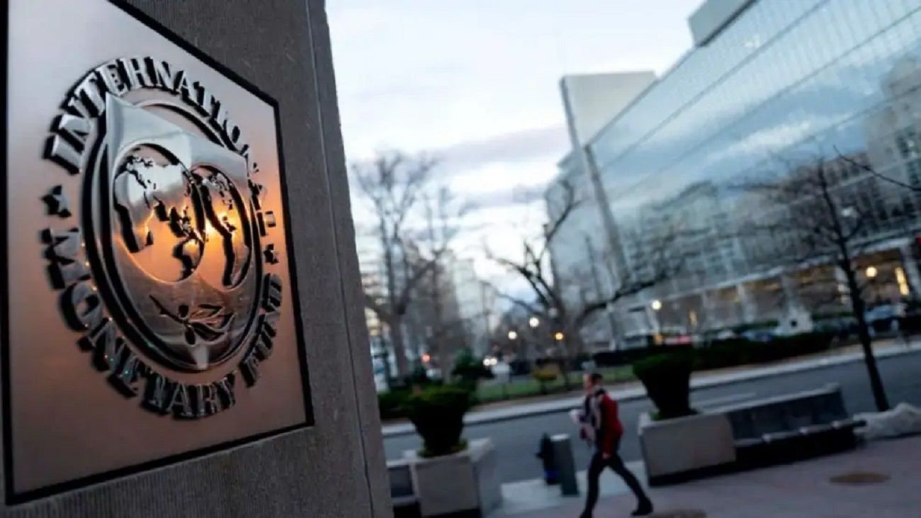 En la víspera de un nuevo acuerdo con el FMI