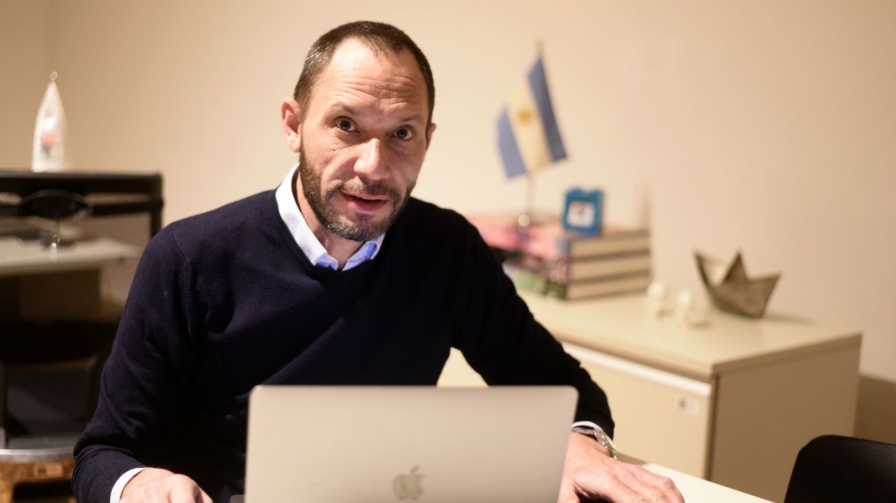 Maximiliano Ferraro, sobre Gollán: "Es inmoral querer sacar ventaja de la muerte y la pandemia"