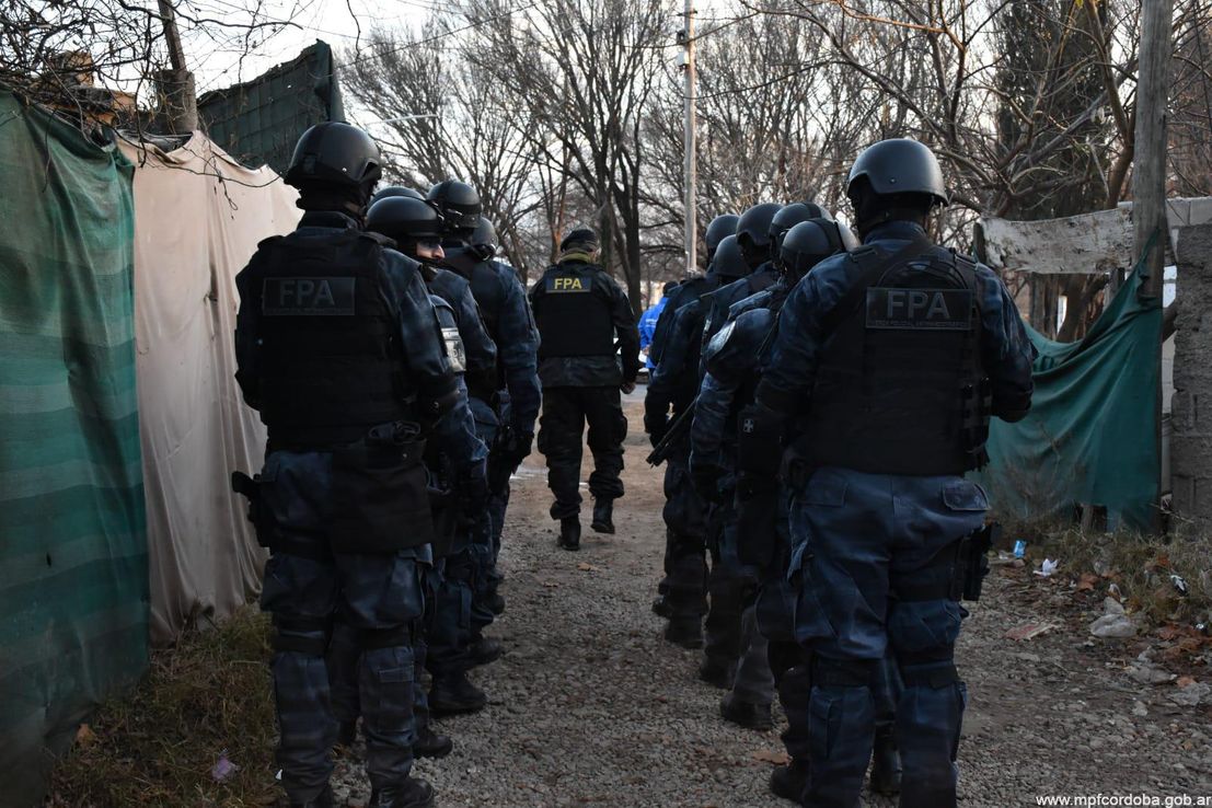 Desmantelan una red narco en Río Cuarto: siete allanamientos y gran secuestro de drogas