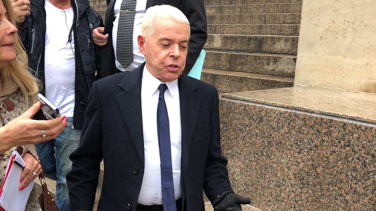 Norberto Oyarbide: "Expliqué quiénes me apretaron el cogote para sacar las causas de los Kirchner"